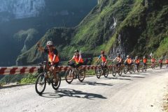 Đạp xe chinh phục đỉnh Mã Pì Lèng