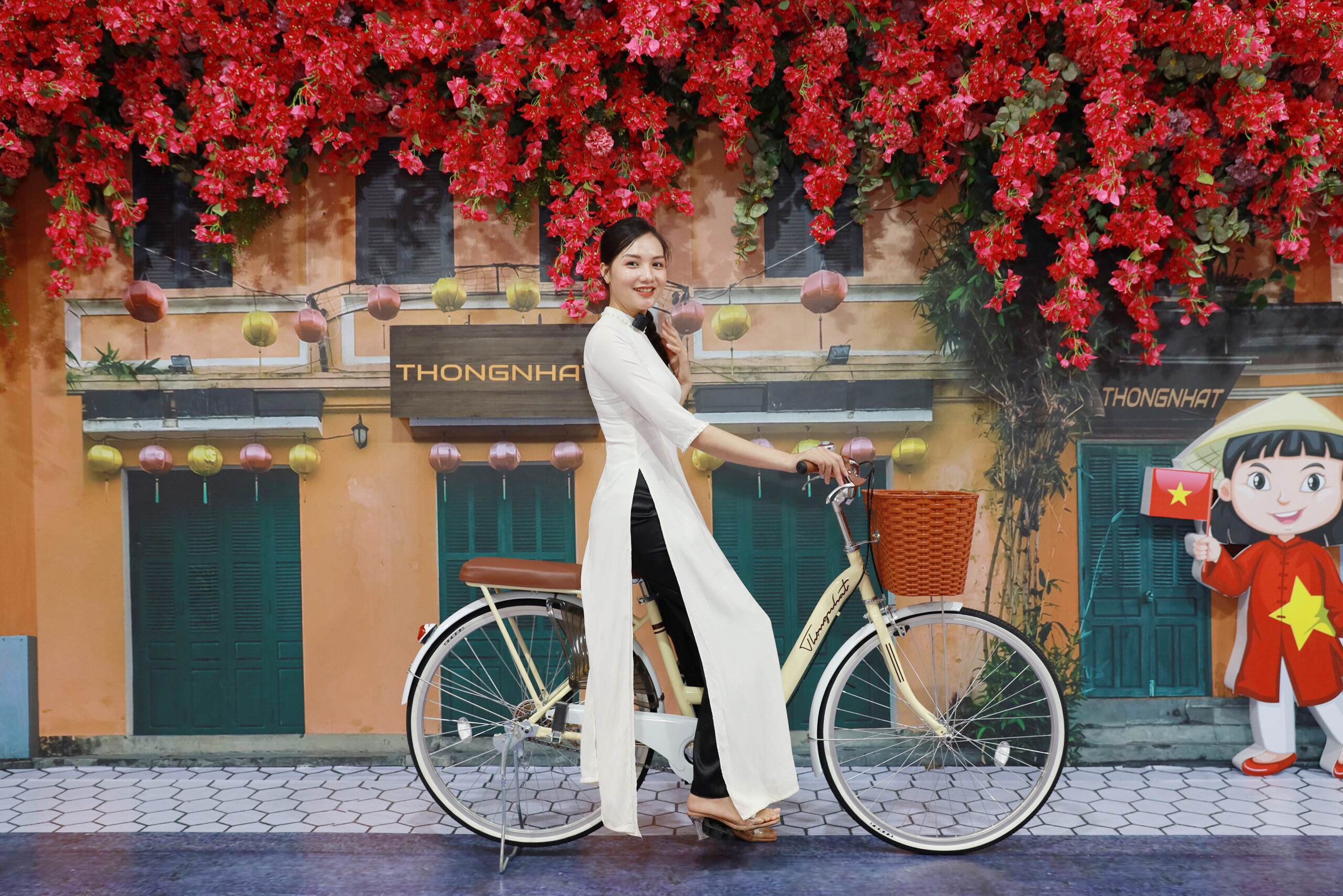 khach chup anh cung thong nhat 2