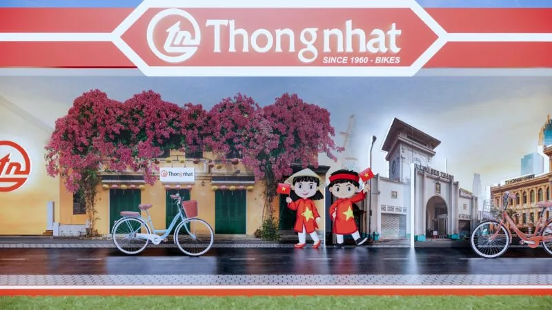 Gian hang Thong Nhat Ho Guom