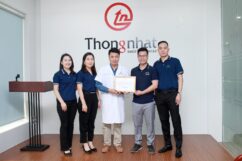 Công ty Cổ phần Thống Nhất Hà Nội trao tặng xe đạp cho chiến sĩ tại Trường Sa