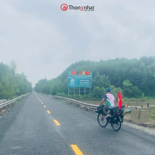 Hanh trinh 3000 km xe dap Thong Nhat